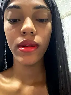 Snapshot of kthe_ chatting on January 14, 2026, 7:19 pm kthe online show from January 14, 2026, 7:19 pm