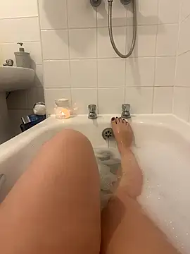 sluttybabex online show from November 23, 2025, 9:03 pm