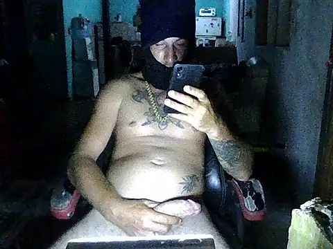 Pirulaibe23 online show from March 27, 2026, 5:02 am