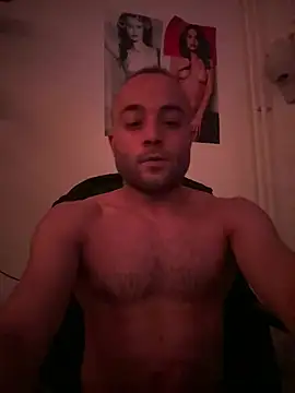 Snapshot of klkmam chatting on May 16, 2026, 9:24 pm klkmam online show from May 16, 2026, 9:24 pm