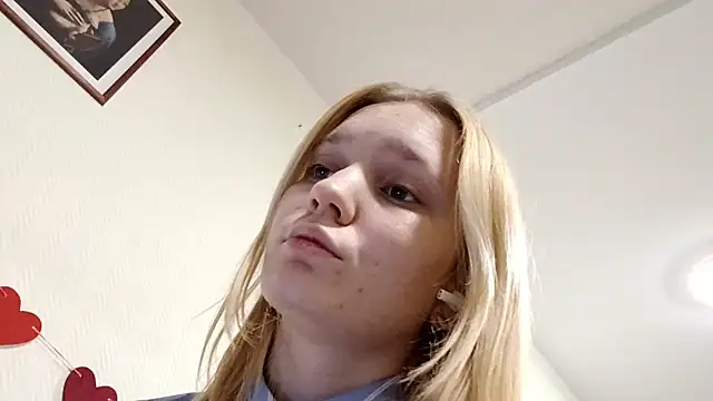 xlo lax online show from December 1, 2025, 1:27 pm