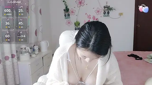 Snapshot of MissU_558 chatting on April 16, 2026, 1:39 am MissU 558 online show from April 16, 2026, 1:39 am