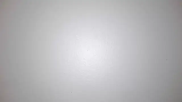 xoeewinters online show from December 4, 2025, 3:21 pm