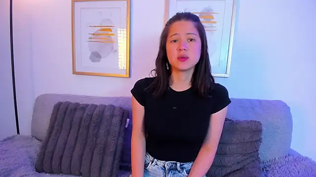 Skyy bloom online show from March 20, 2026, 12:43 pm