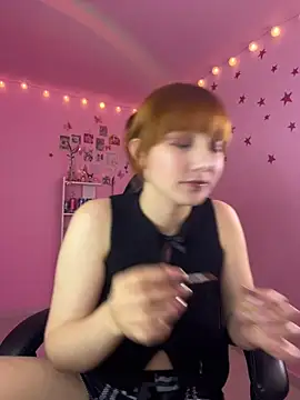Snapshot of Davne_ chatting on July 2, 2026, 2:44 am Davne online show from July 2, 2026, 2:44 am