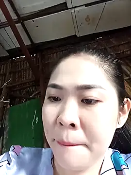 Lin-kute98 online show from February 3, 2026, 12:42 am