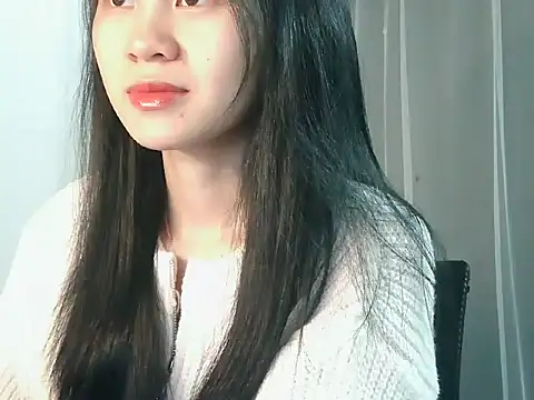 Snapshot of Nunaa18 chatting on November 30, 2025, 9:02 am Nunaa18 online show from November 30, 2025, 9:02 am