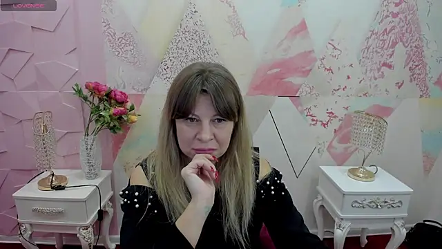 Snapshot of Fergy_night1 chatting on November 25, 2025, 12:49 pm Fergy night1 online show from November 25, 2025, 12:49 pm