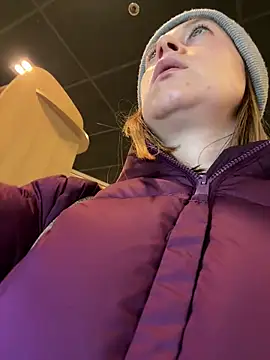 Brooke lover online show from March 4, 2026, 7:03 am