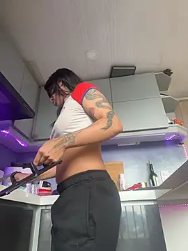 SaraAndrade  online show from February 12, 2026, 9:54 pm