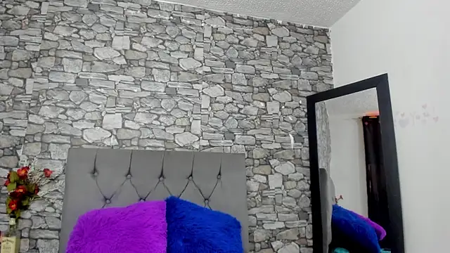 angel pink7 online show from January 5, 2026, 7:28 pm