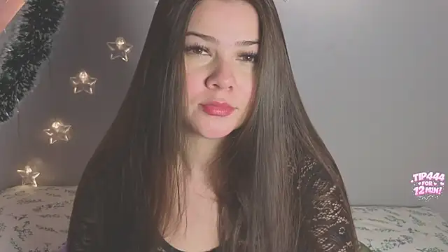 amyvans  online show from December 23, 2025, 1:03 am