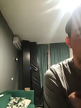 Razvan696969 online show from February 21, 2026, 4:41 pm