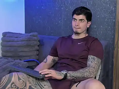 Snapshot of _mrcock__ chatting on June 17, 2026, 4:15 am mrcock online show from June 17, 2026, 4:15 am