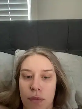 babyblue977 online show from February 16, 2026, 7:10 pm