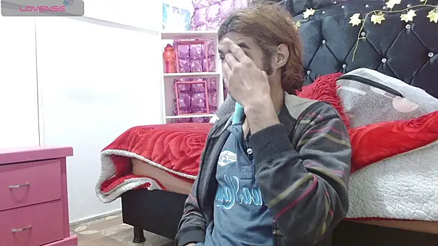 andresdark 07 online show from January 7, 2026, 3:31 am