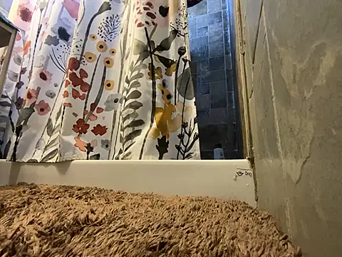 xxxenzo1 online show from February 23, 2025, 7:38 pm