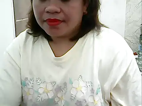 cutechubby online show from November 25, 2025, 10:43 pm