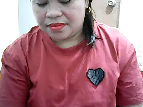 cutechubby online show from February 9, 2026, 10:47 pm