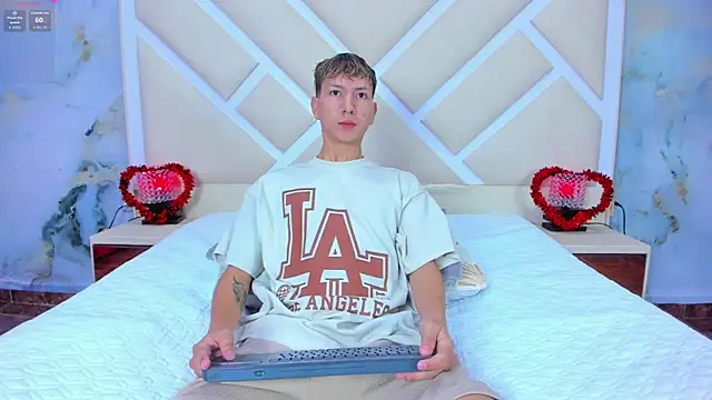 Snapshot of sammysex- chatting on December 1, 2025, 6:18 am sammysex- online show from December 1, 2025, 6:18 am