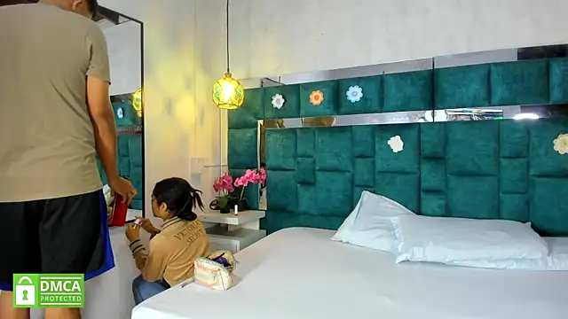 Snapshot of _bonnyandclyde chatting on January 13, 2026, 12:32 pm bonnyandclyde online show from January 13, 2026, 12:32 pm