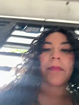 Snapshot of VictoriaaRose chatting on June 15, 2026, 9:39 pm VictoriaaRose online show from June 15, 2026, 9:39 pm