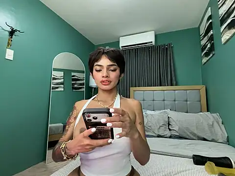Snapshot of ms_candice19 chatting on July 1, 2026, 3:34 pm ms candice19 online show from July 1, 2026, 3:34 pm