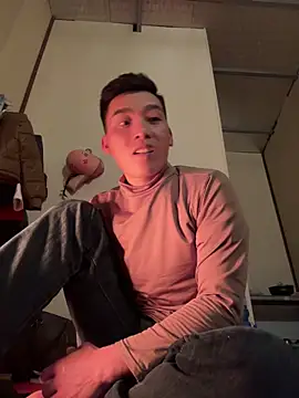 sanu551 online show from December 14, 2025, 3:17 pm