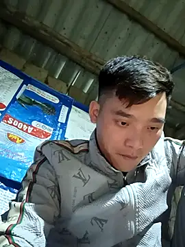 sanu551 online show from March 23, 2026, 1:37 pm