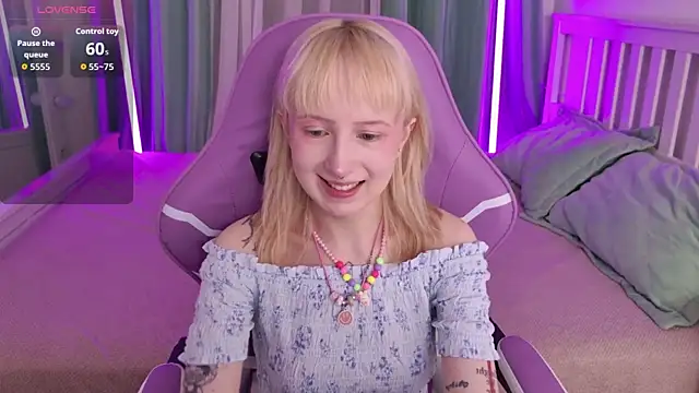 Snapshot of _Babyface_ chatting on July 15, 2026, 1:05 pm Babyface online show from July 15, 2026, 1:05 pm