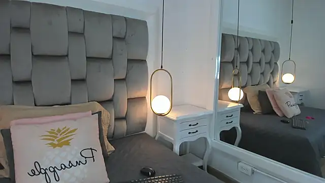 gaby smit   online show from February 15, 2026, 11:41 am