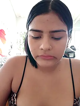 virgin cunt online show from November 26, 2025, 12:17 pm