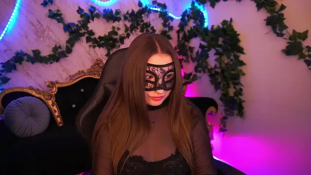 NaomiBaae online show from December 15, 2025, 10:03 pm