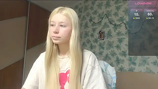 Snapshot of Barbie_Blondie chatting on March 17, 2026, 3:48 pm Barbie Blondie online show from March 17, 2026, 3:48 pm
