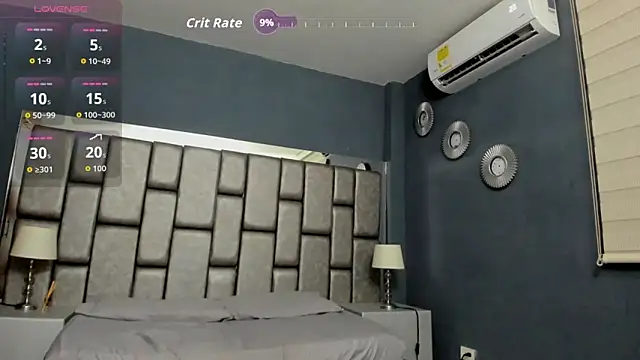 IsaSantoDomingo online show from December 20, 2025, 10:17 pm