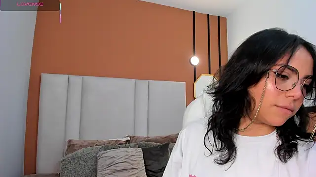 Scarlett musik online show from January 13, 2026, 4:40 am