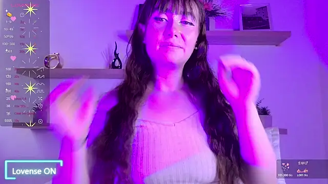 tiffanyrose03 online show from January 16, 2026, 9:08 pm