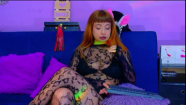 AriesVelvet online show from February 7, 2026, 8:51 am