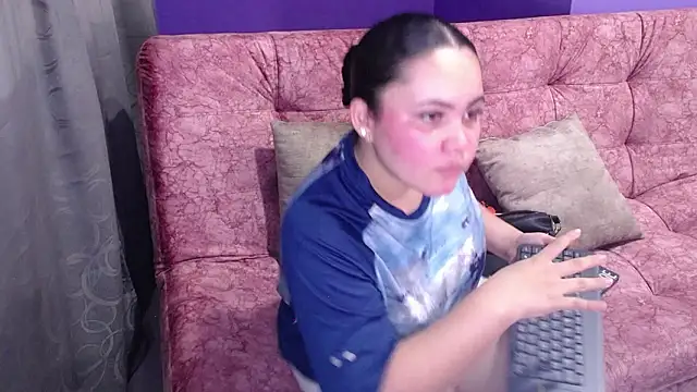 Karla Soff 19 online show from February 5, 2026, 7:29 pm