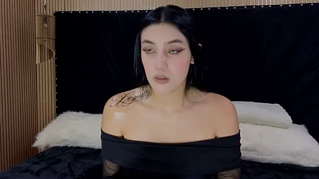 Venus Horney online show from April 11, 2026, 2:49 am