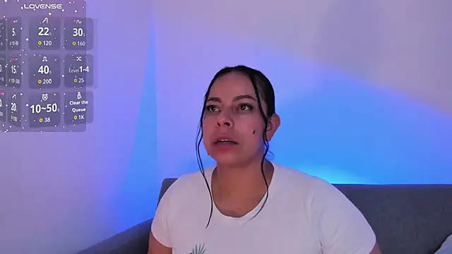 Snapshot of jimena_chic1 chatting on April 30, 2026, 8:57 pm jimena chic1 online show from April 30, 2026, 8:57 pm
