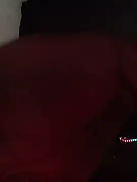 theyllorwillian online show from May 15, 2026, 11:34 pm