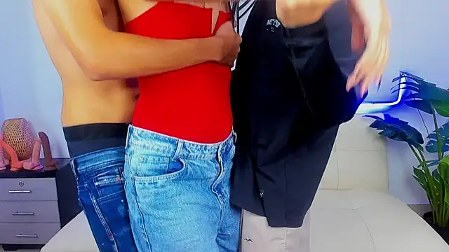 Snapshot of Crazy_porkys chatting on February 12, 2026, 7:42 pm Crazy porkys online show from February 12, 2026, 7:42 pm