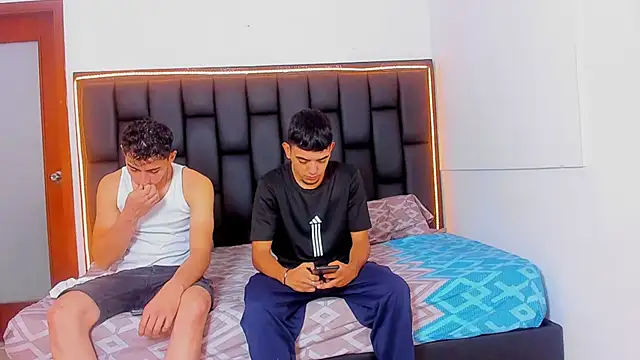 Crazy porkys online show from April 14, 2026, 7:09 pm