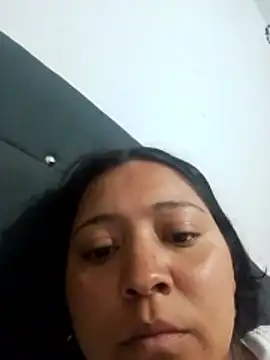 Snapshot of Renatta_Sweet chatting on May 2, 2026, 12:59 am Renatta Sweet online show from May 2, 2026, 12:59 am