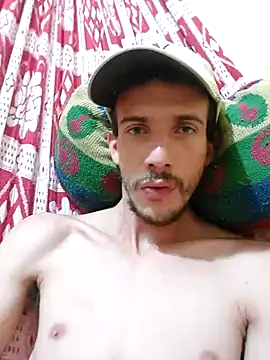 Snapshot of Surf_boy8 chatting on December 4, 2025, 3:49 am Surf boy8 online show from December 4, 2025, 3:49 am