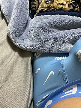 Snapshot of takashiT0903 chatting on December 16, 2025, 9:36 am takashiT0903 online show from December 16, 2025, 9:36 am