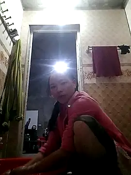 mumu661 online show from November 28, 2025, 10:07 am