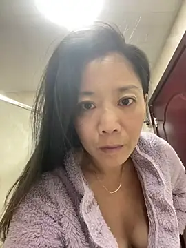 xiangxiang-love online show from January 11, 2026, 9:42 pm