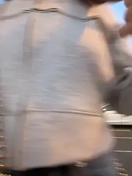 Zoe mayers online show from December 1, 2025, 4:56 pm